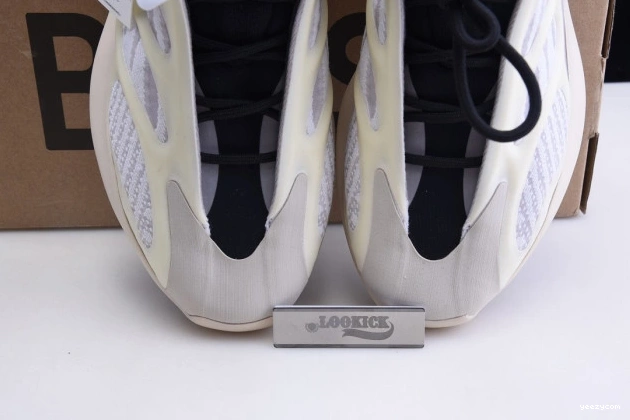 Yeezy V3 700 Boost FW4980 Azael Adidas 0919